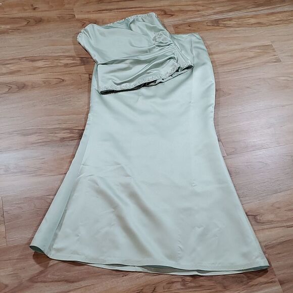 🦋Impression Pistachio Green Silk Formal Two Piece Dress Size 10 - Picture 1 of 14